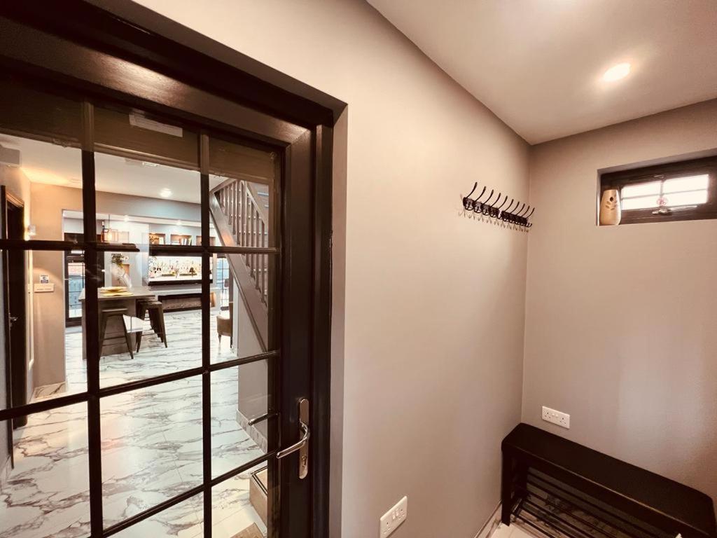 Urban Escape *4 Bedroom House* With Free Parking Birmingham Eksteriør billede