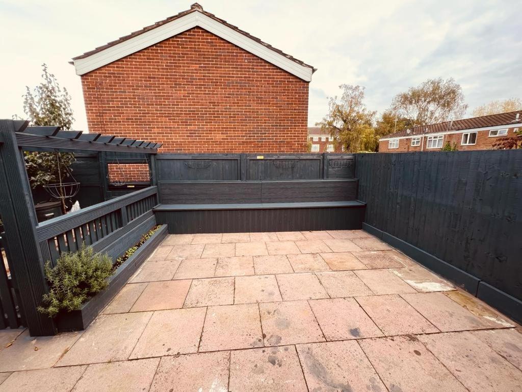 Urban Escape *4 Bedroom House* With Free Parking Birmingham Eksteriør billede