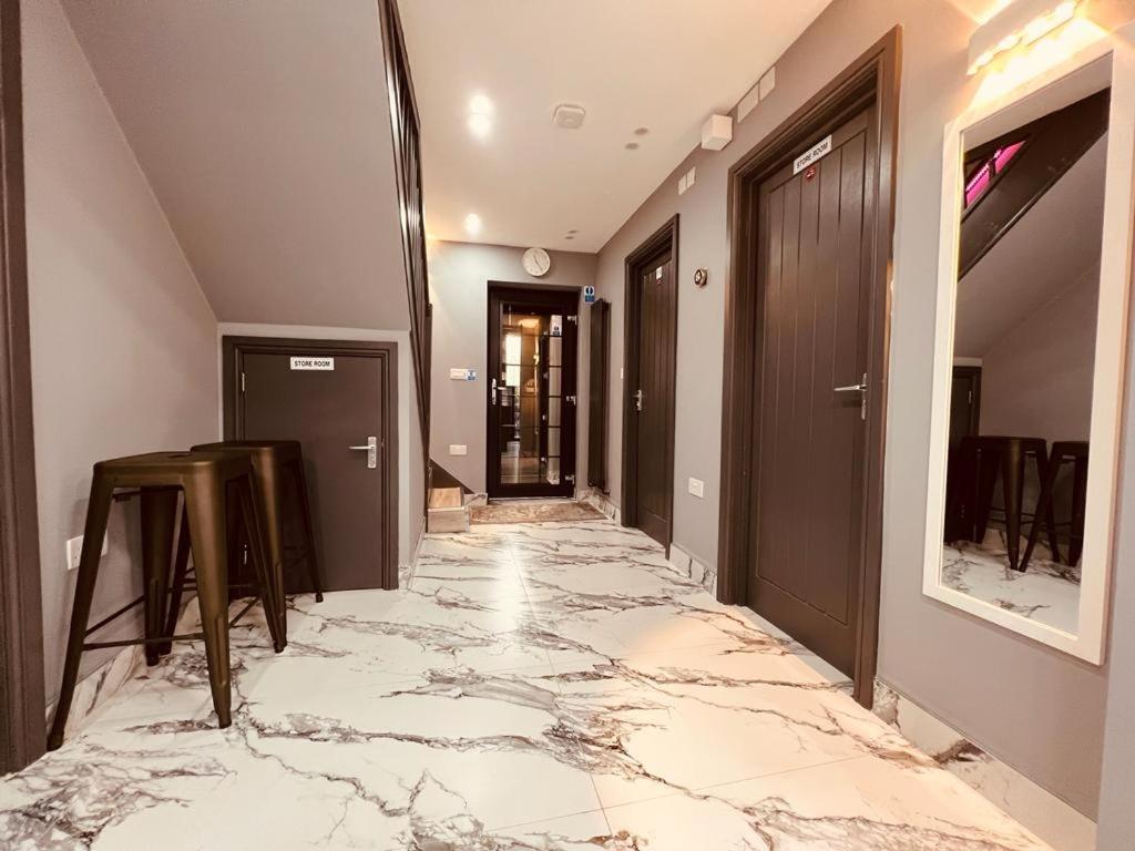 Urban Escape *4 Bedroom House* With Free Parking Birmingham Eksteriør billede