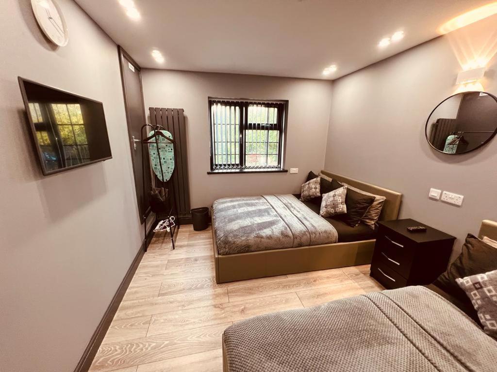 Urban Escape *4 Bedroom House* With Free Parking Birmingham Eksteriør billede